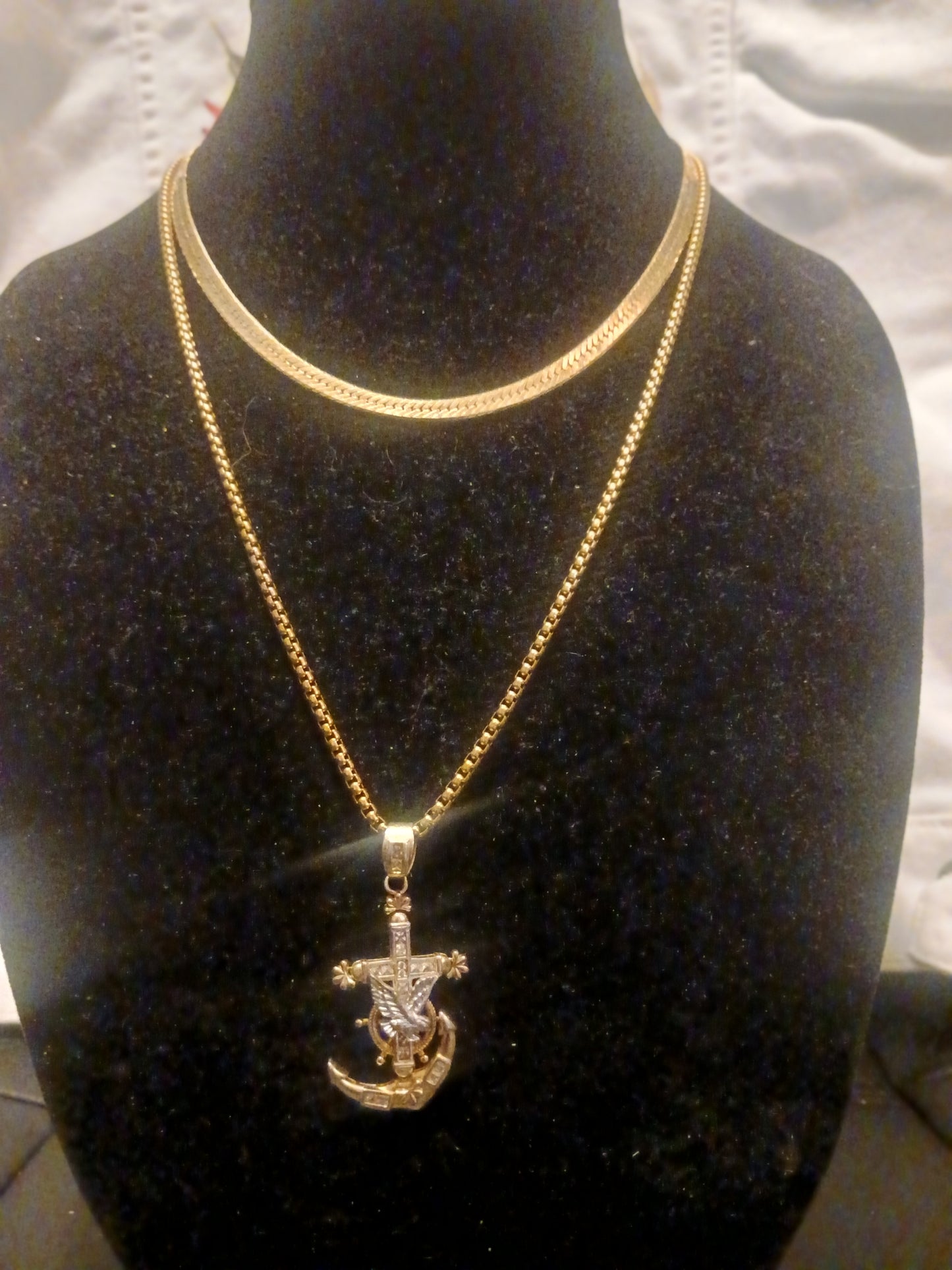 Gold-plated herringbone necklace gold-plated necklace with anchor pendant