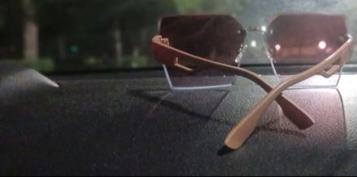 PINK SUNGLASSES